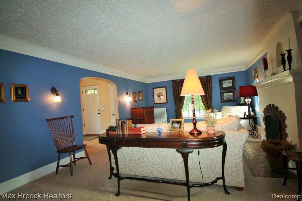 2830 Bembridge Road Royal Oak, MI 48073 - Photo 17 of 42 17.jpg
