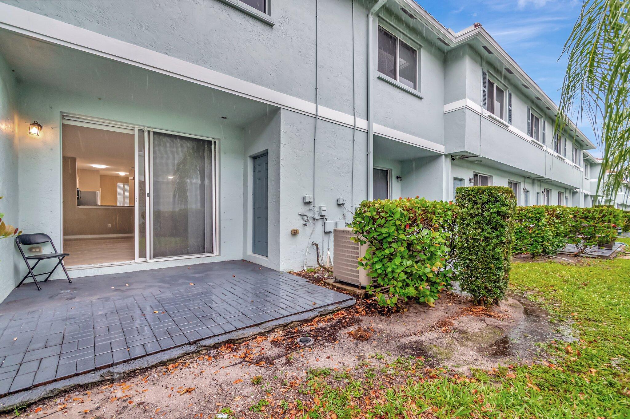 1912 Hibiscus Lane Riviera Beach, FL 33404 - Photo 31 of 55 33-web-or-mls-DSC_3354