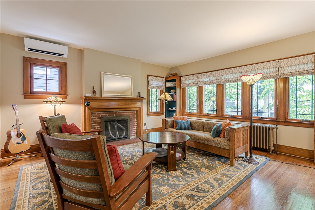 394 Rockingham Street Rochester, NY 14620 - Photo 6 of 32