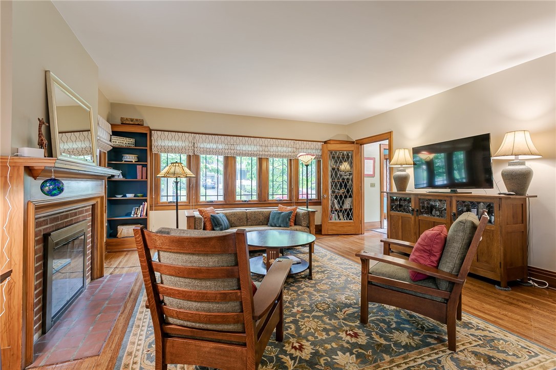 394 Rockingham Street Rochester, NY 14620 - Photo 7 of 32