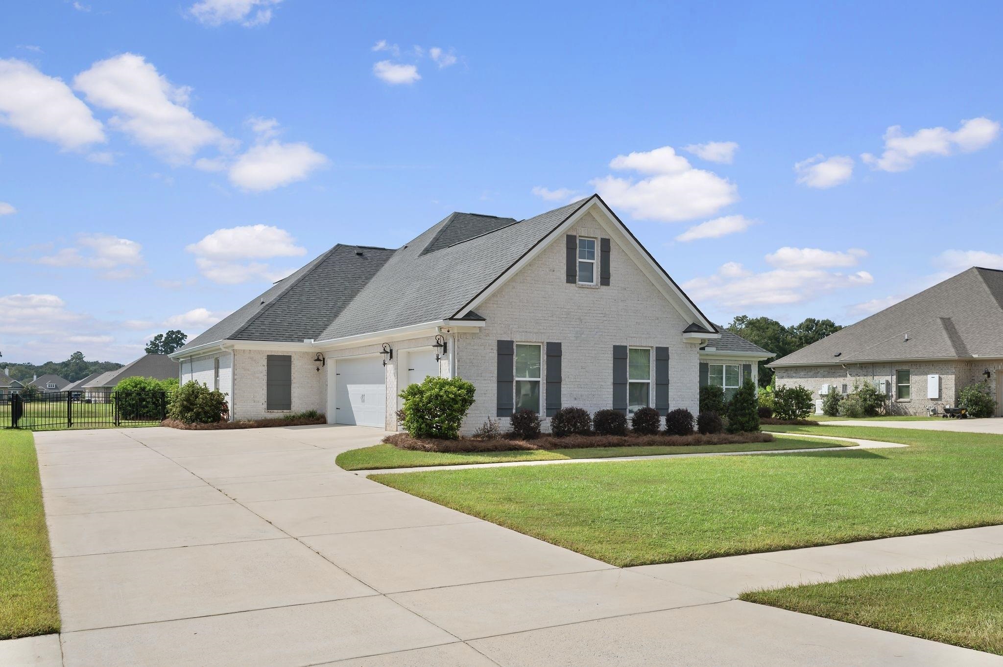 457 Fortune Drive Fairhope, AL 36532 - Photo 3 of 78 Front Of Structure
