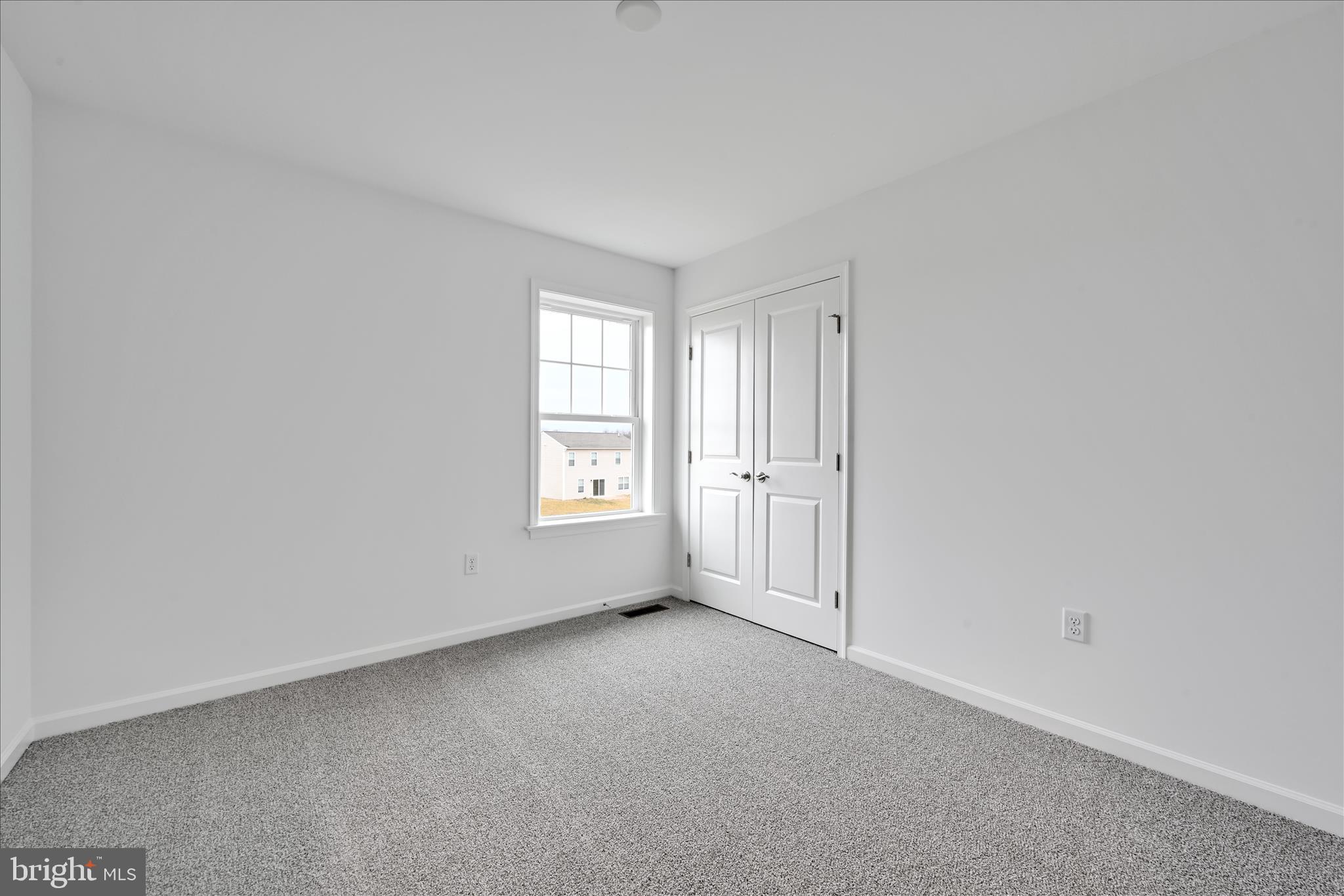 10659 Jonestown Road Annville, PA 17003 - Photo 21 of 32 an empty room with windows