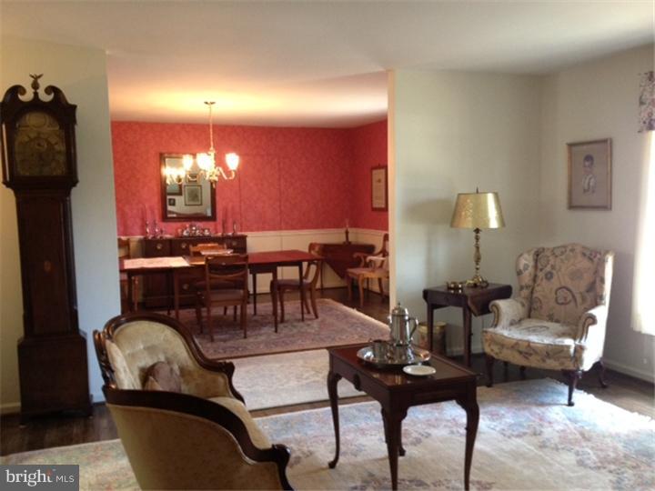 588 Sentinel Road Moorestown, NJ 08057 - Photo 6 of 25 Dining Room