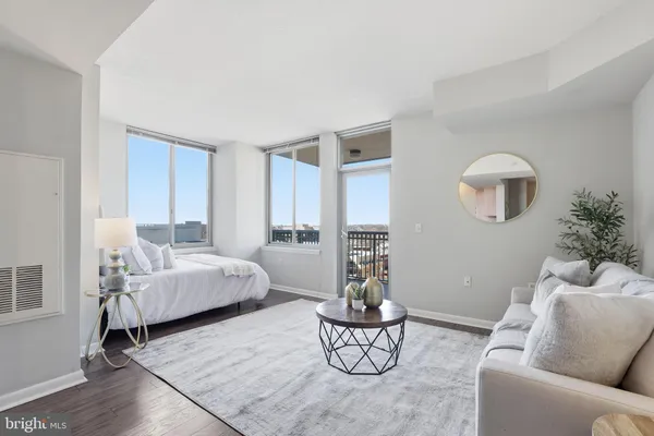 $369,900 | 851 North Glebe Road, Unit 1812, Arlington, VA 22203