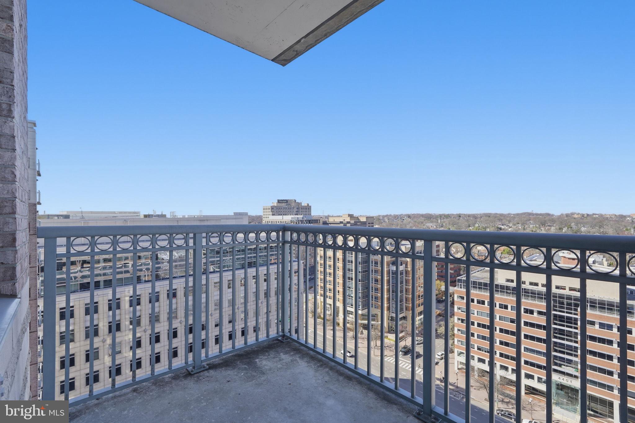 851 North Glebe Road, Unit 1812 Arlington, VA 22203 - Photo 13 of 39