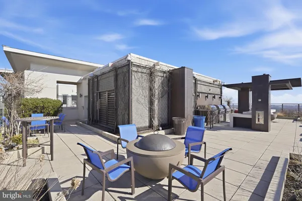 $385,000 | 851 North Glebe Road, Unit 1812, Arlington, VA 22203