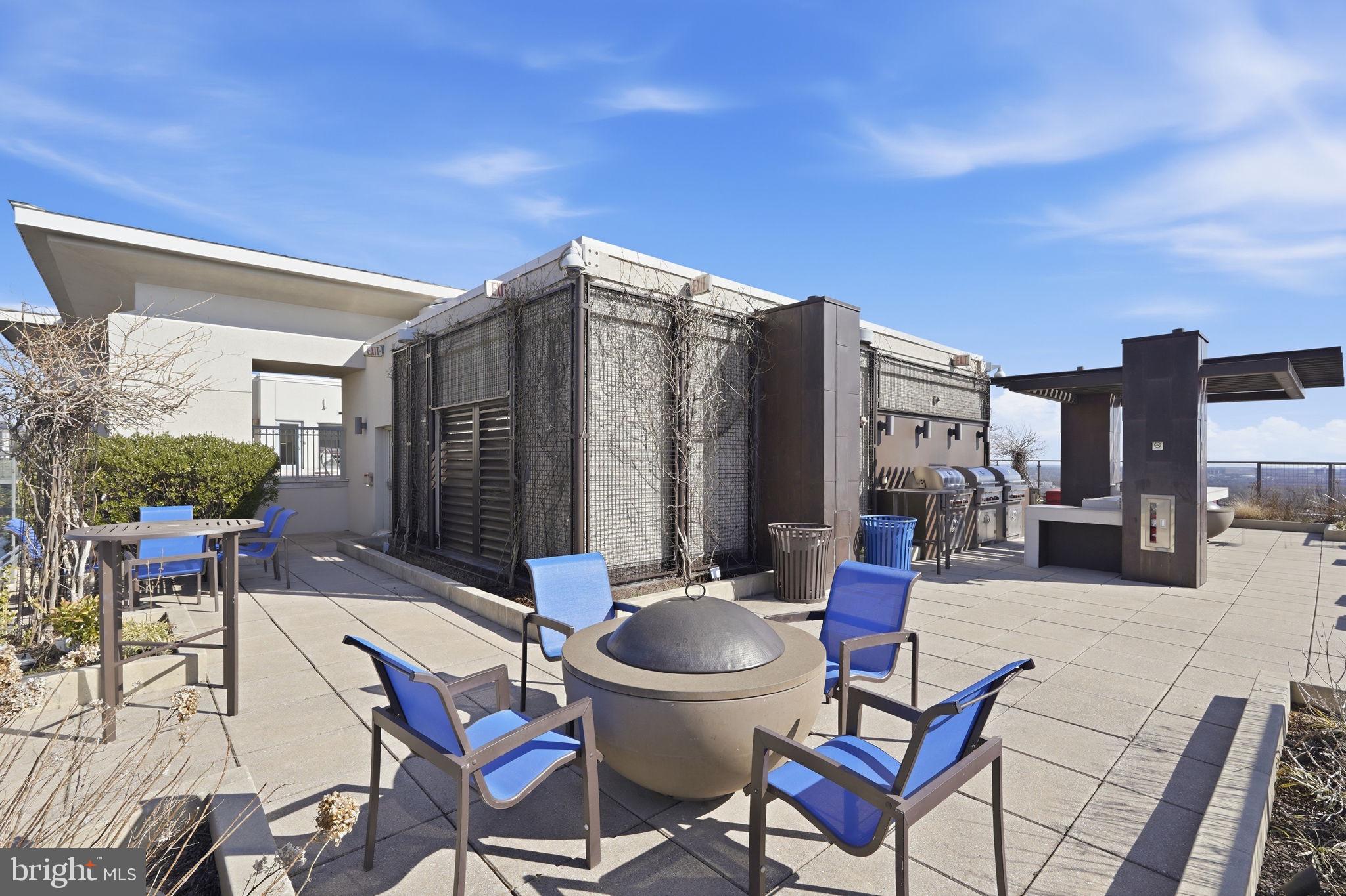 851 North Glebe Road, Unit 1812 Arlington, VA 22203 - Photo 21 of 39