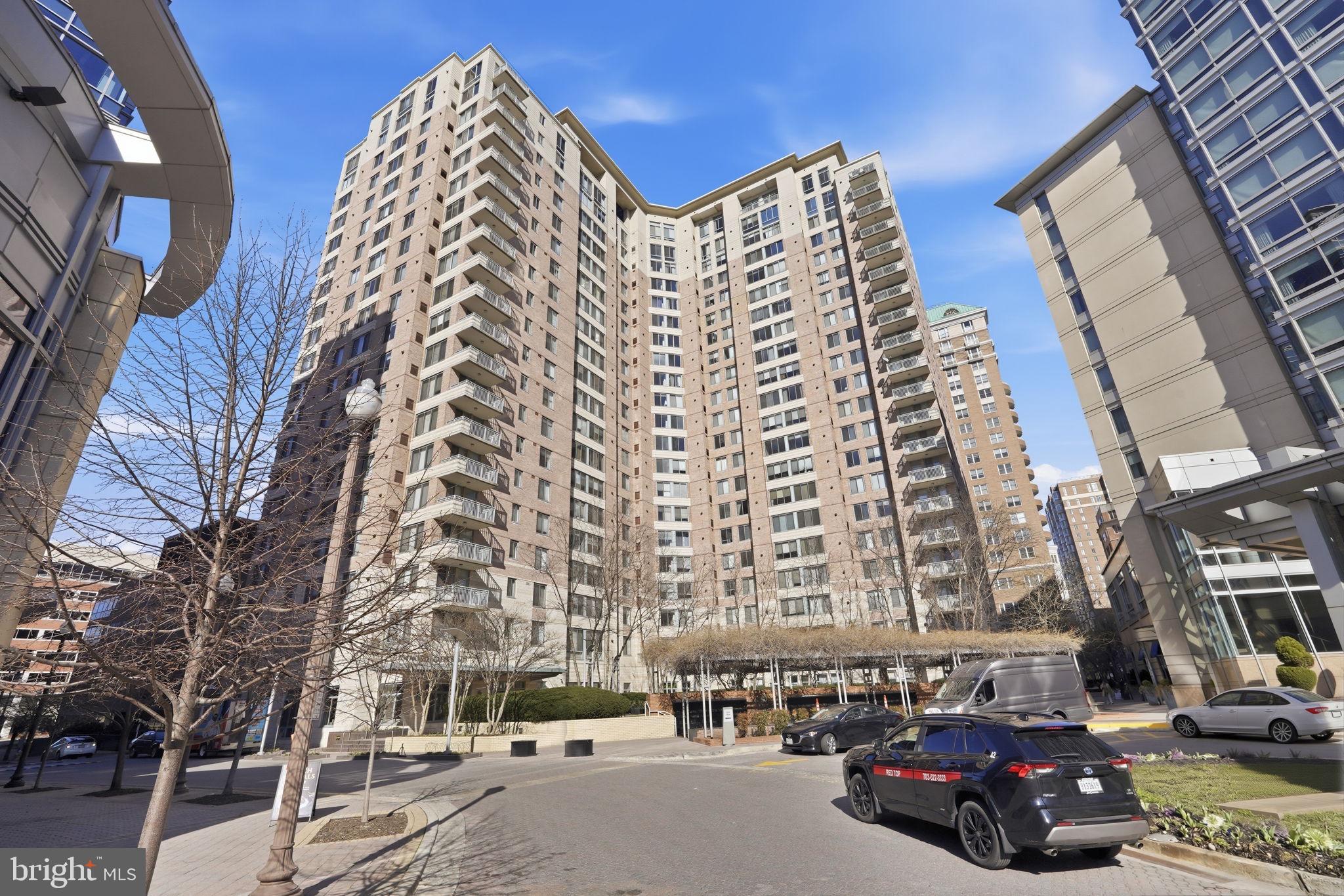 851 North Glebe Road, Unit 1812 Arlington, VA 22203 - Photo 25 of 39