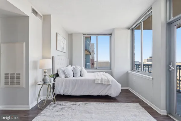 $385,000 | 851 North Glebe Road, Unit 1812, Arlington, VA 22203