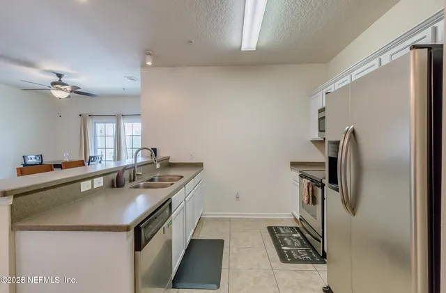 $1,350 | 4982 Key Lime Drive, Unit 205, Jacksonville, FL 32256