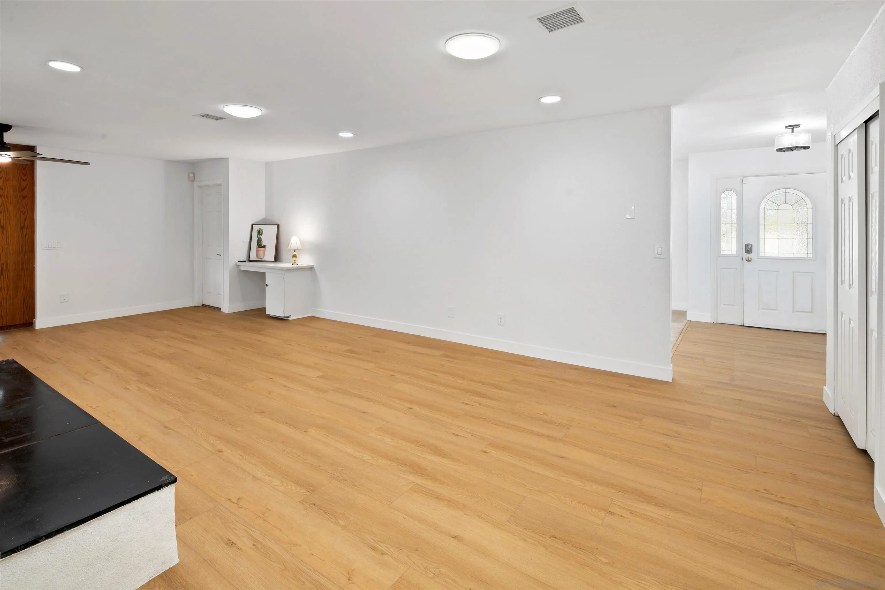 2120 Lakeview Road Vista, CA 92084 - Photo 14 of 58 Gallery Image 14