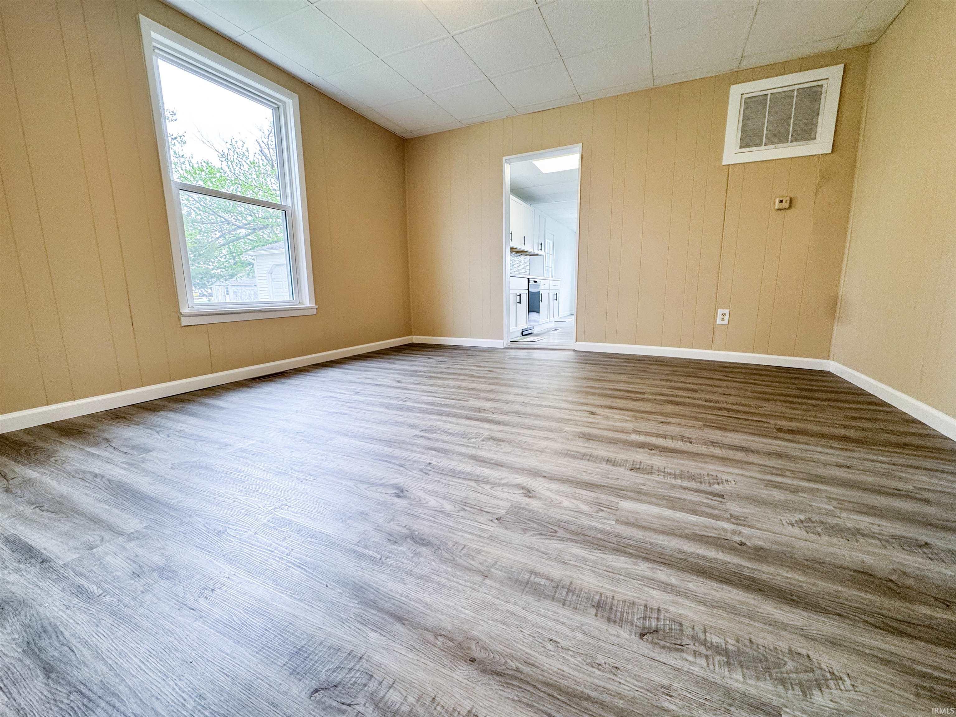 205 West Main Street Chalmers, IN 47929 - Photo 18 of 32