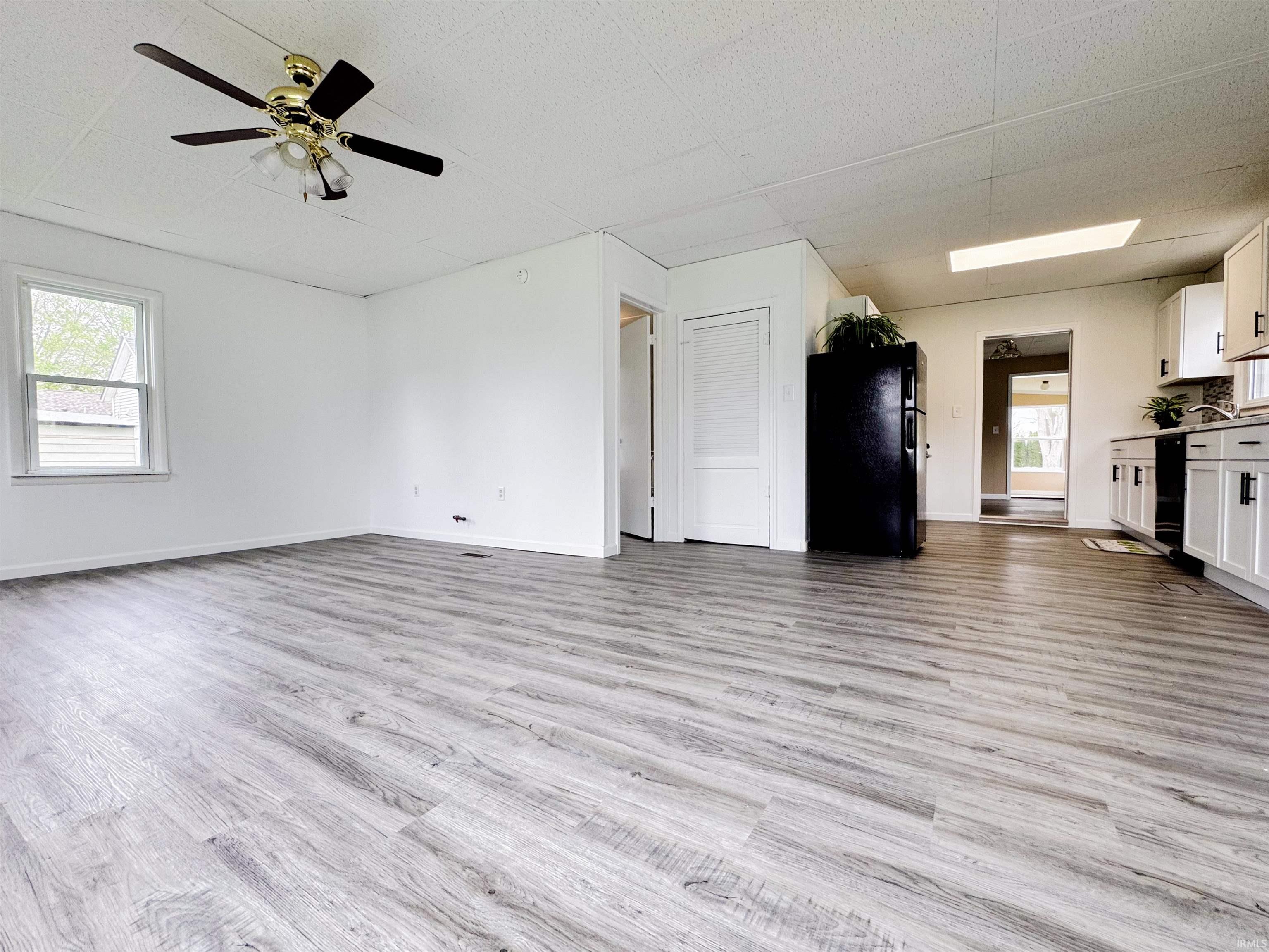 205 West Main Street Chalmers, IN 47929 - Photo 20 of 32