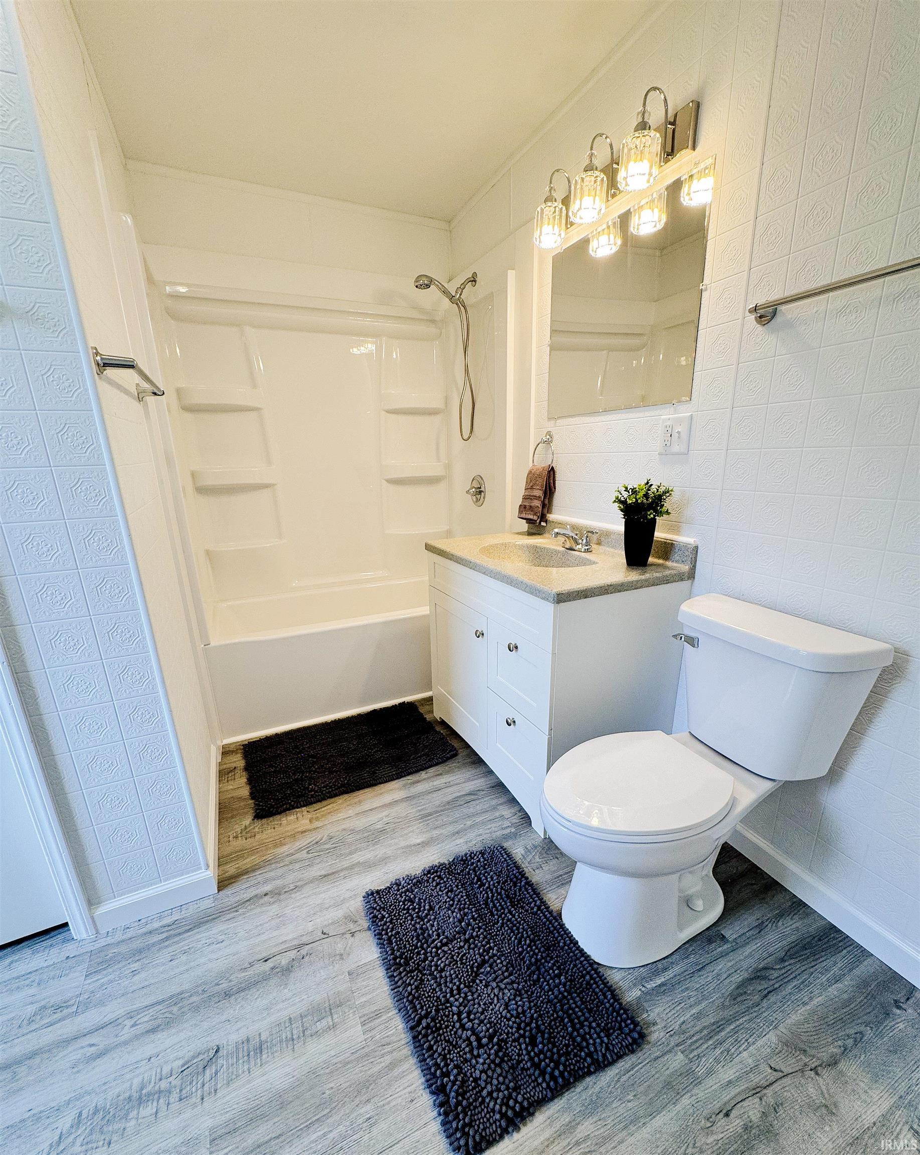 205 West Main Street Chalmers, IN 47929 - Photo 23 of 32