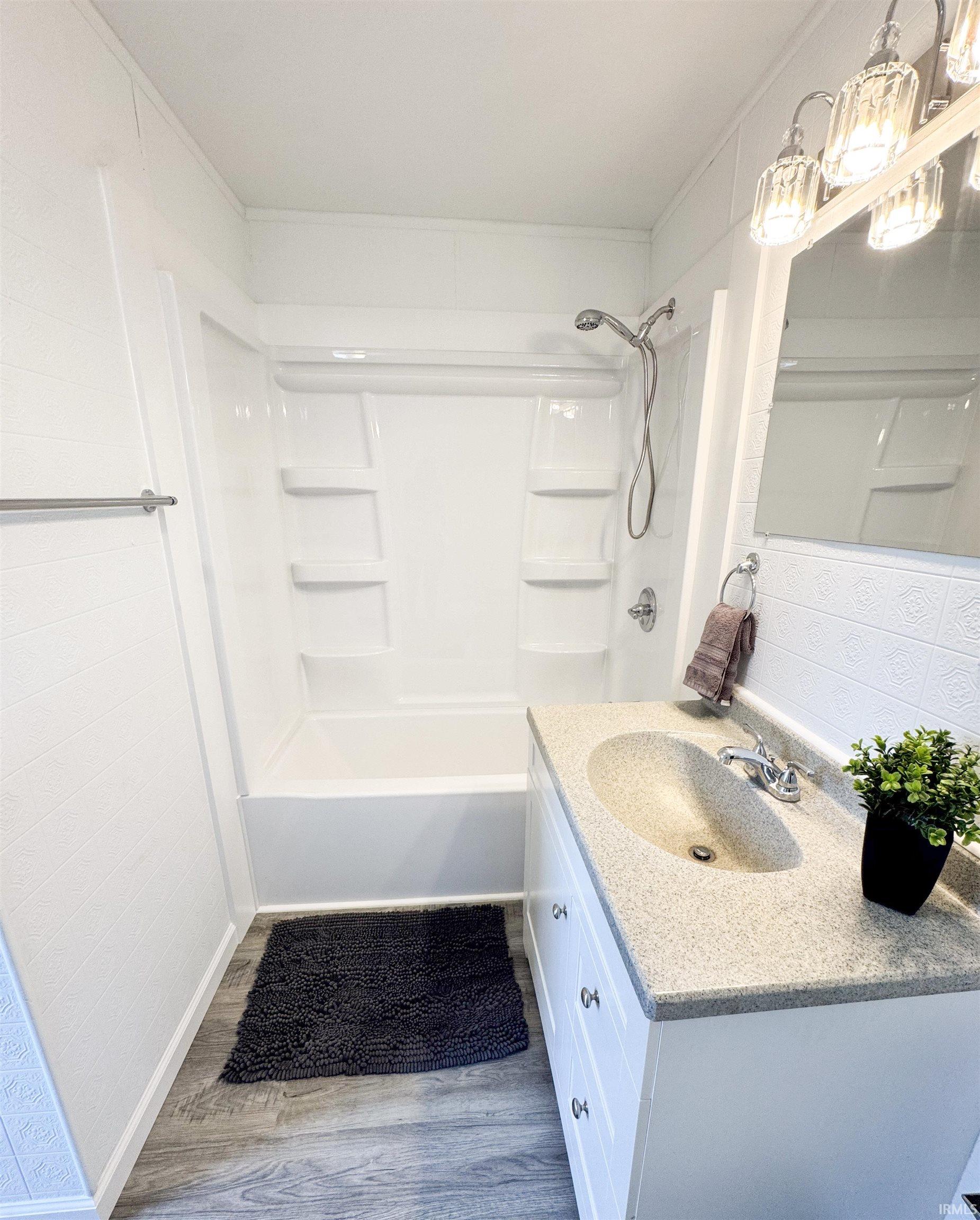 205 West Main Street Chalmers, IN 47929 - Photo 24 of 32