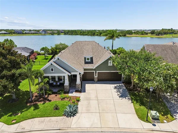 $724,900 | 7223 Hourglass Drive, Apollo Beach, FL 33572
