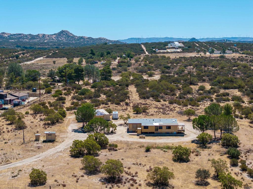 37621 Moon Valley Road Boulevard, CA 91905 - Photo 6 of 27