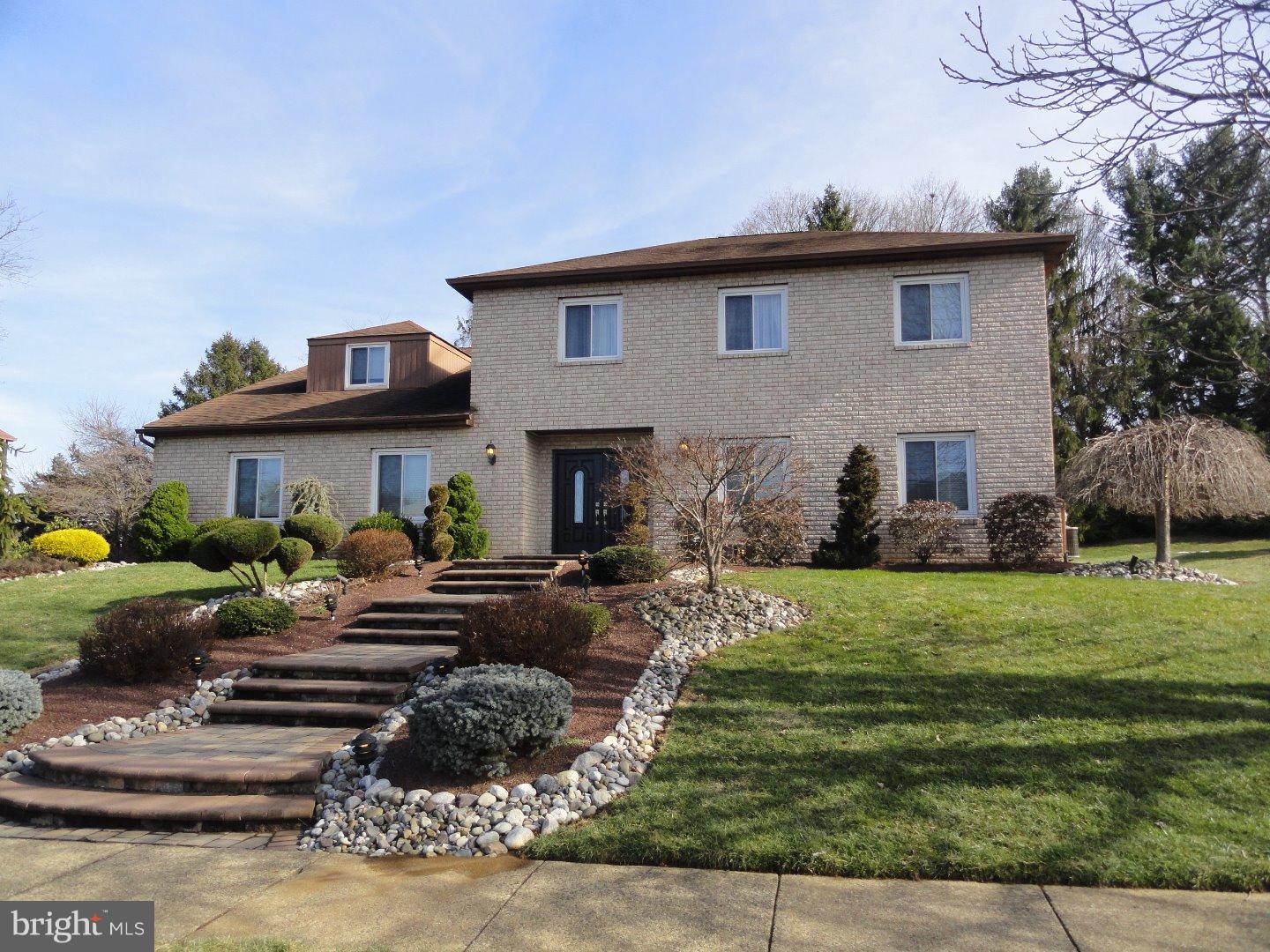 85 Snowflake Road Huntingdon Valley, PA 19006 - Photo 1 of 24 Gallery Image 1