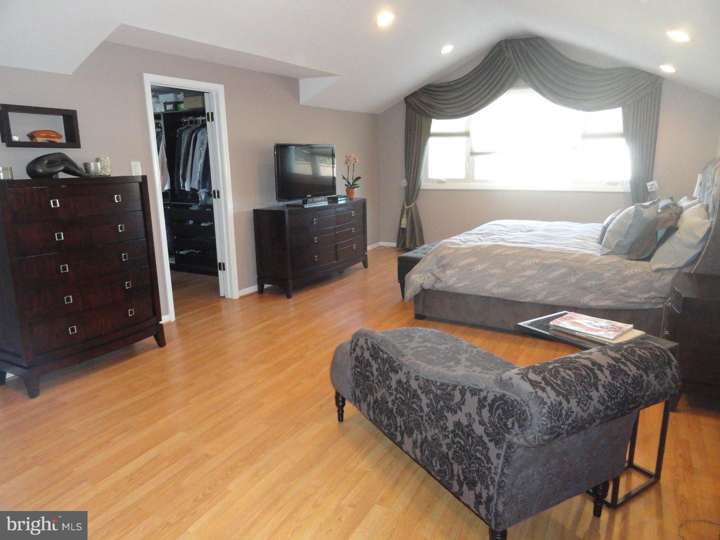 85 Snowflake Road Huntingdon Valley, PA 19006 - Photo 14 of 24 Gallery Image 14