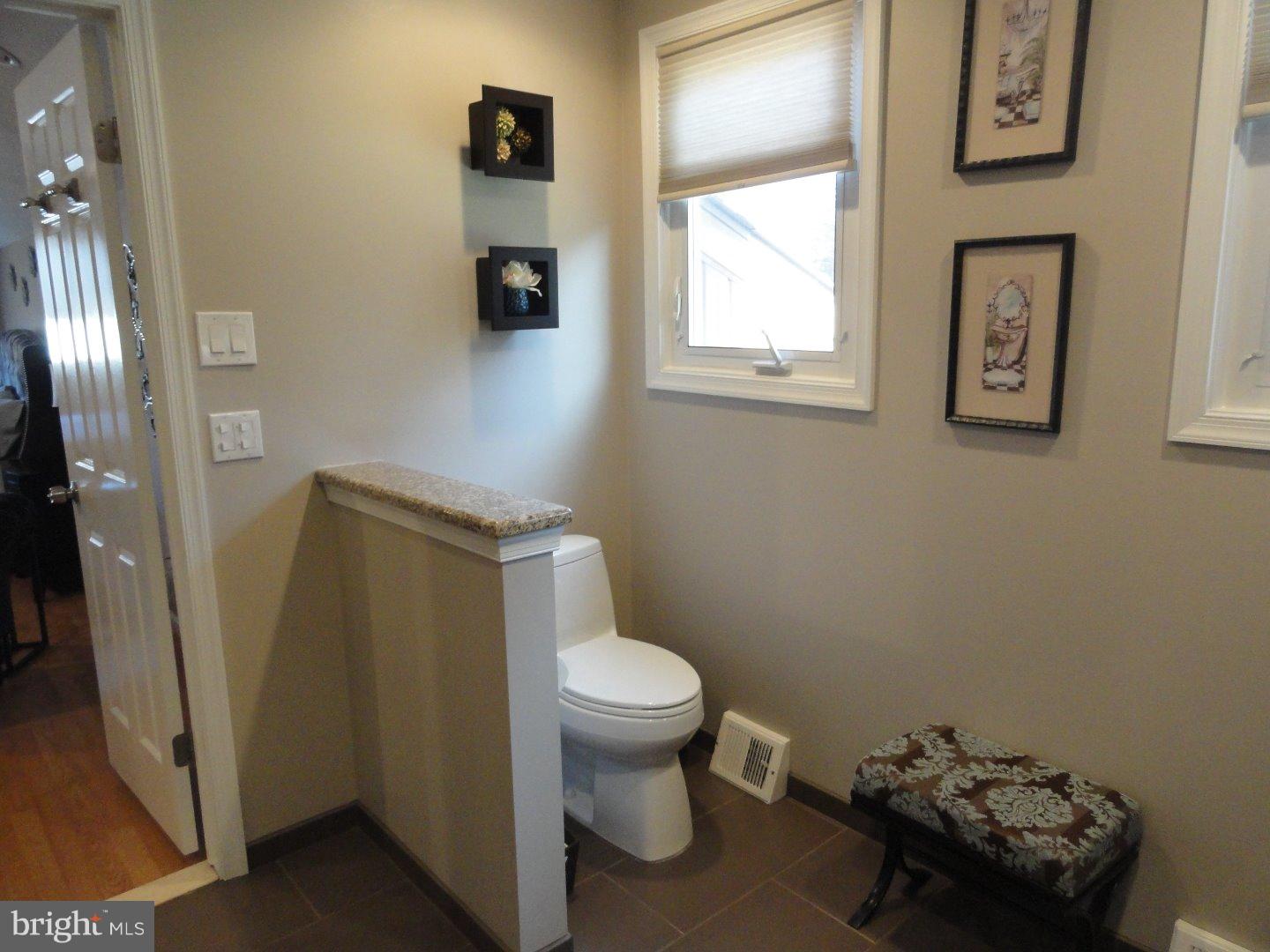 85 Snowflake Road Huntingdon Valley, PA 19006 - Photo 16 of 24 Gallery Image 16