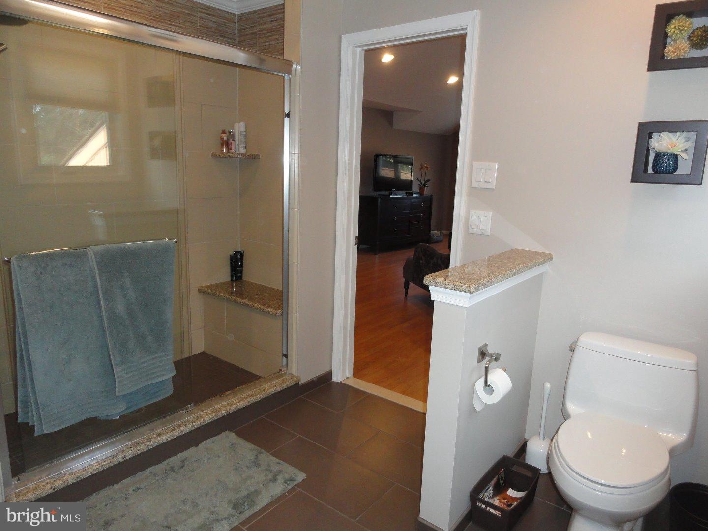 85 Snowflake Road Huntingdon Valley, PA 19006 - Photo 17 of 24 Gallery Image 17