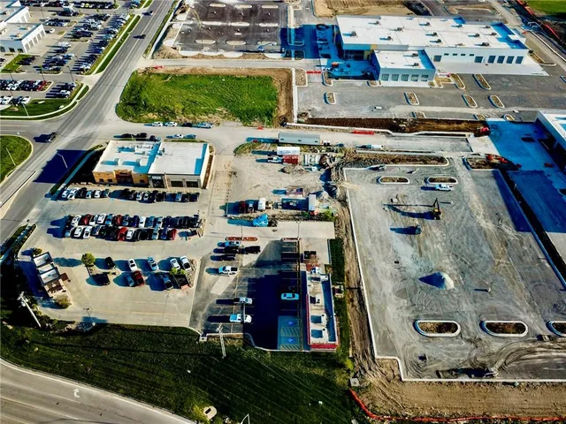 $300,000 | Commonwealth Ct Street, St. Joseph, MO 64503