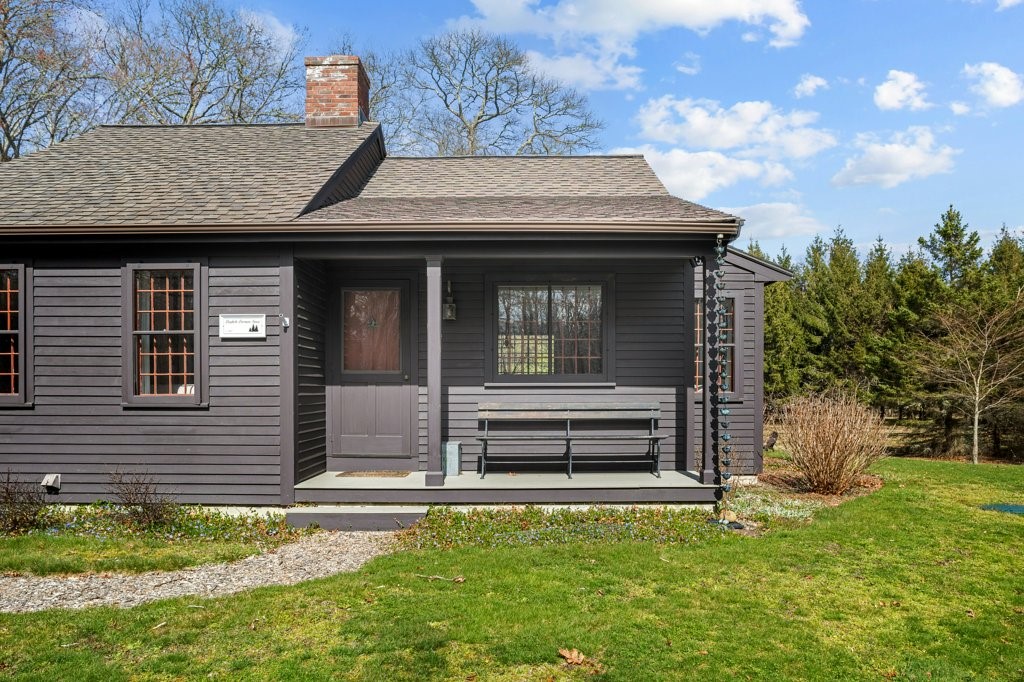 40 John Dyer Road Little Compton, RI 02837 - Photo 3 of 50