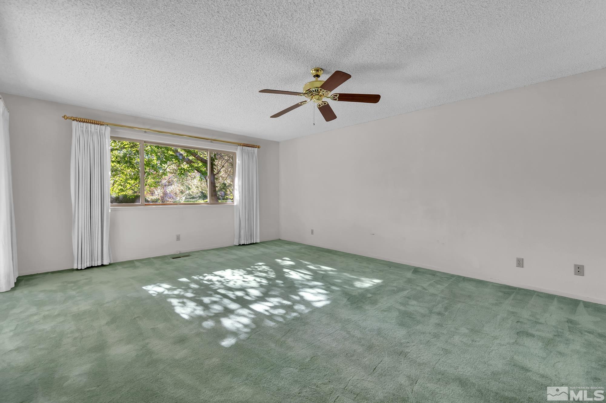 4877 Lakeridge Terrace West Reno, NV 89509 - Photo 24 of 38 Photo 24