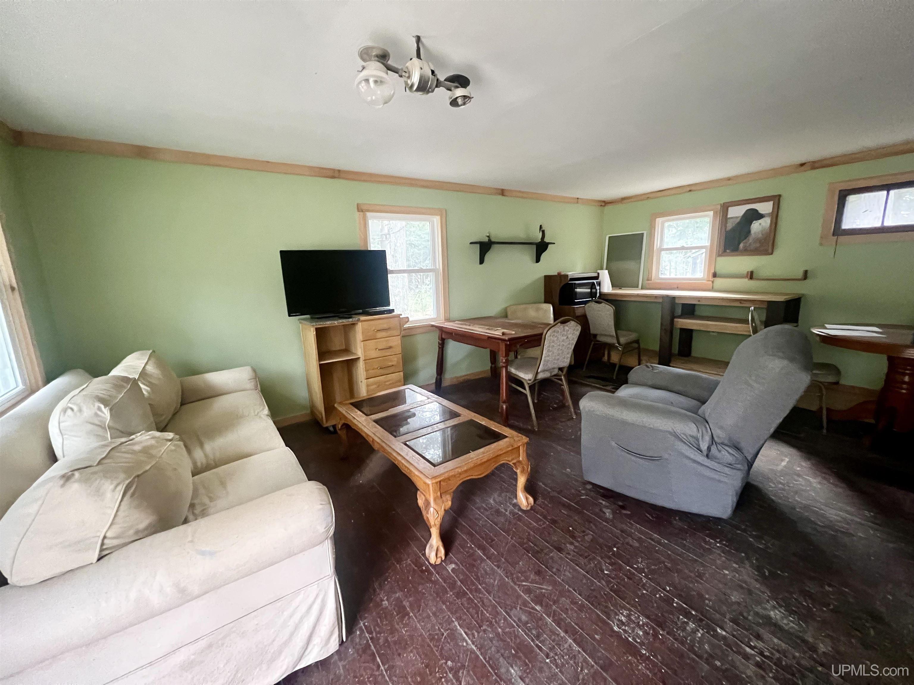 1033 D Road Bark River, MI 49807 - Photo 3 of 13