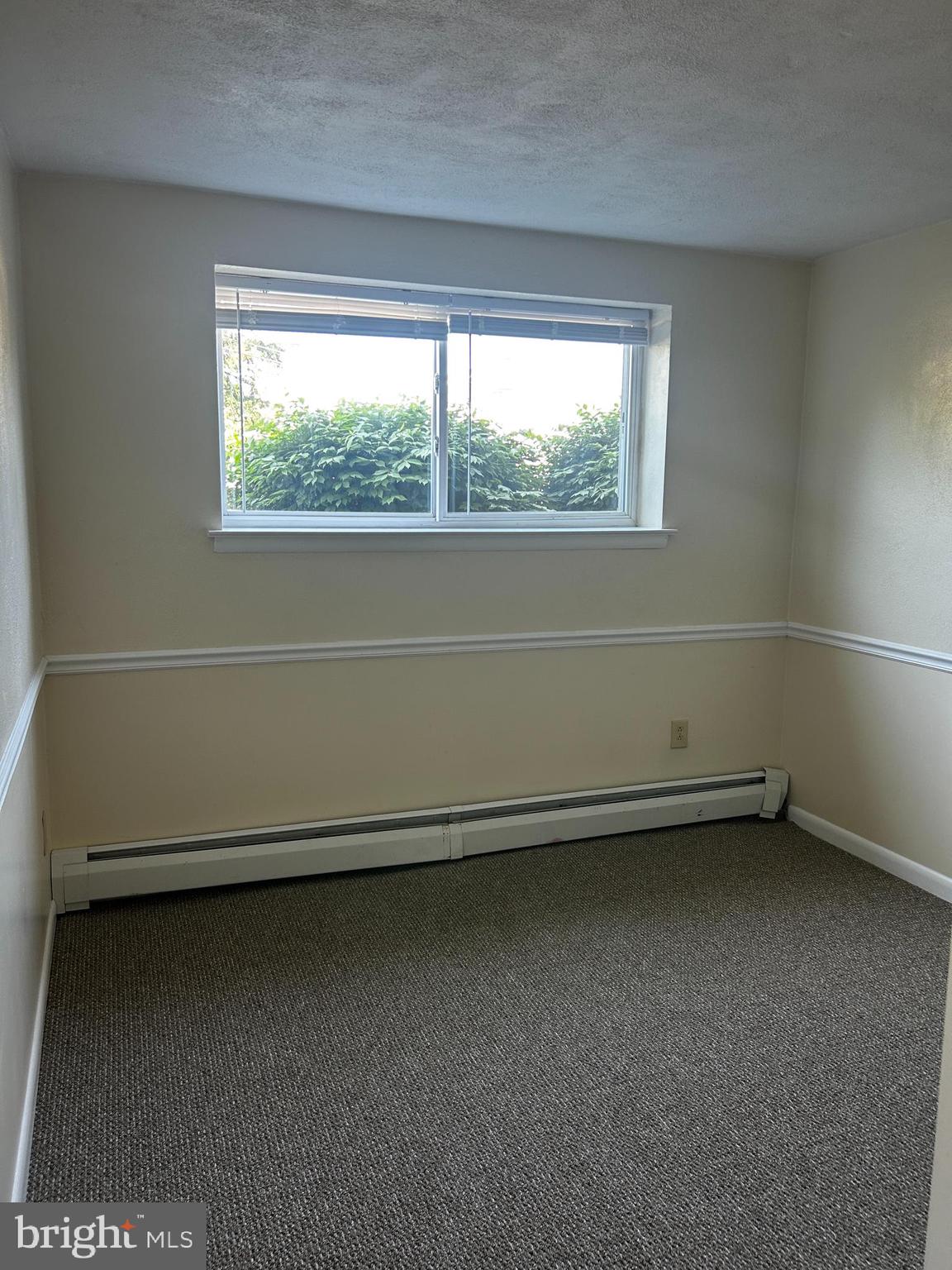 120 North Penn Street, Unit C3 Spring City, PA 19475 - Photo 8 of 8 an empty room with a window