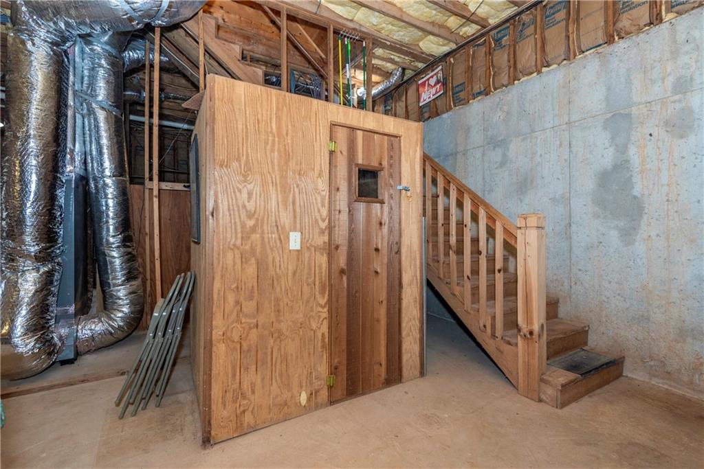 78 Ripple Creek Court Jasper, GA 30143 - Photo 35 of 43 a view of a house with a stairs