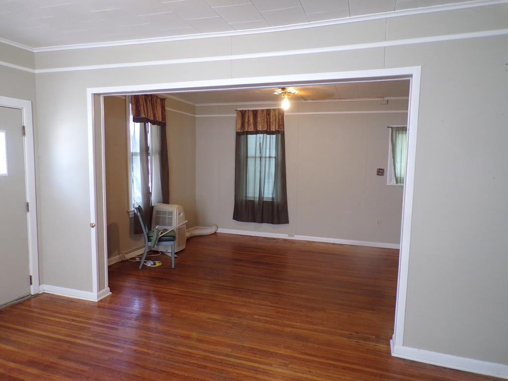 1106 Moore Street Huntingdon, PA 16652 - Photo 8 of 16 Gallery Image 8