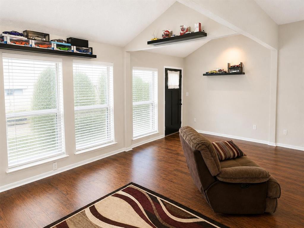 5505 Oak Brook Road Arlington, TX 76016 - Photo 9 of 40