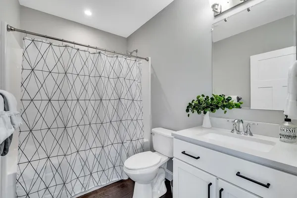 $589,900 | 5210 Grande View Lane, Jackson, MI 49201