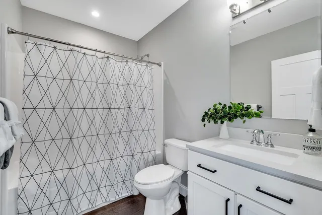 $589,900 | 5210 Grande View Lane, Jackson, MI 49201