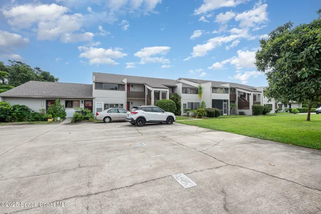 $1,500 | 3020 Finsterwald Drive, Unit 6, Titusville, FL 32780