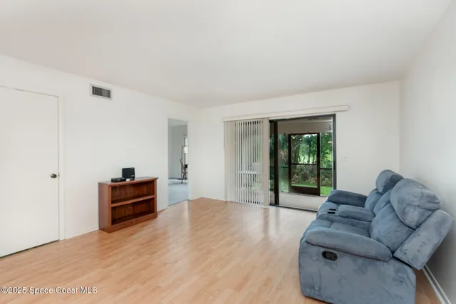 $1,500 | 3020 Finsterwald Drive, Unit 6, Titusville, FL 32780