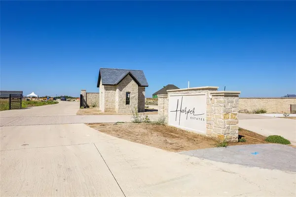 $1,377,490 | 900 Brinn Boulevard, Celina, TX 75009