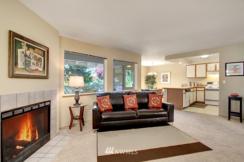 4231 Northeast 5th Street, Unit A202 Renton, WA 98059 - Photo 4 of 12 Gallery Image 4