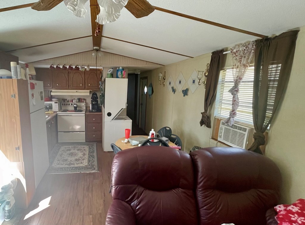 367 Wild Rose Lane Seneca, SC 29678 - Photo 9 of 10