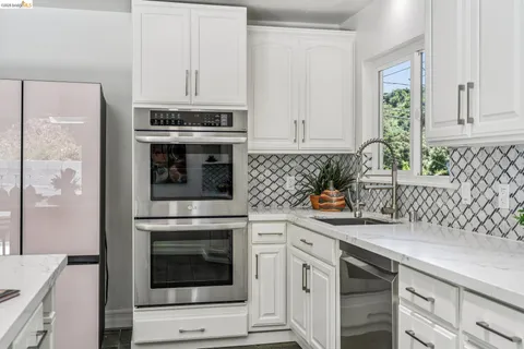 $1,099,000 | 46 Elysian Fields Drive, Oakland, CA 94605