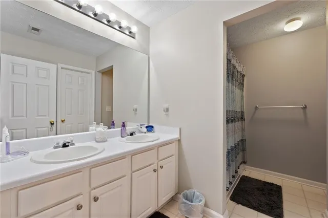 $305,000 | 119 Oak Green Drive, Lawrenceville, GA 30044