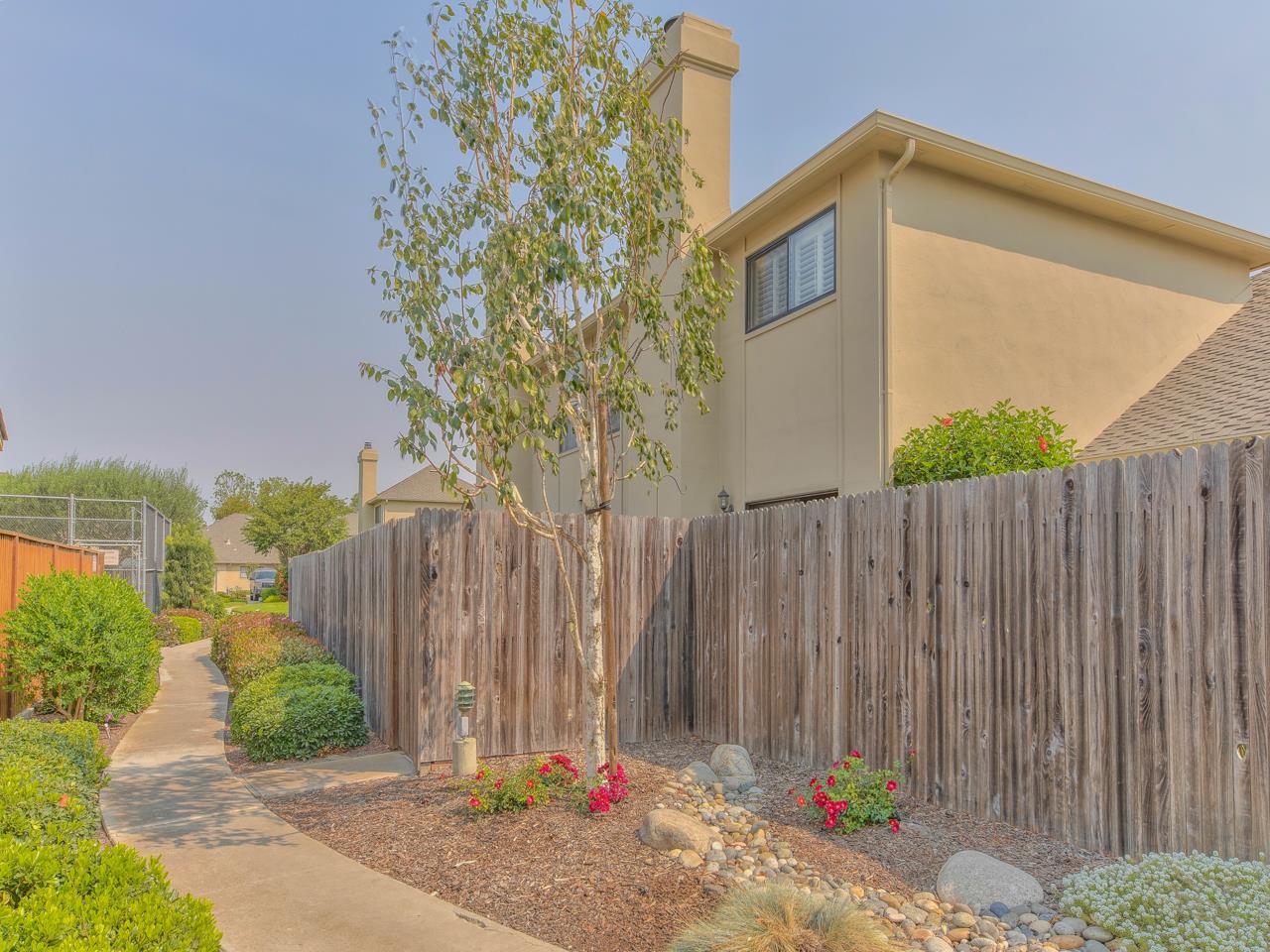 120 Nissen Road, Unit 2 Salinas, CA 93901 - Photo 2 of 33 Gallery Image 2