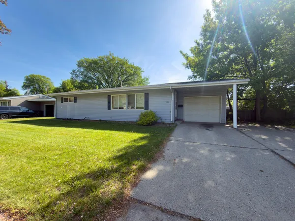 $259,900 | 1812 4th Street South, Moorhead, MN 56560