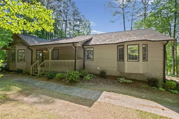 $2,100 | 1321 Timbercrest Drive, Lawrenceville, GA 30045