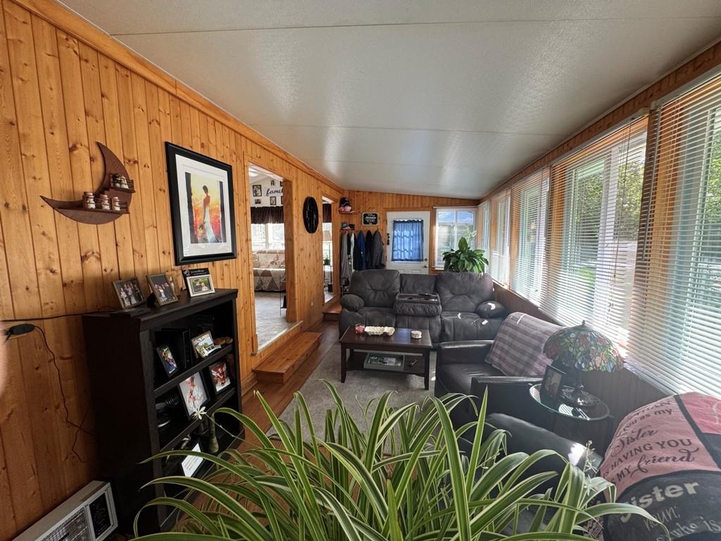 460 Aspen Edgerton, WI 53534 - Photo 14 of 40