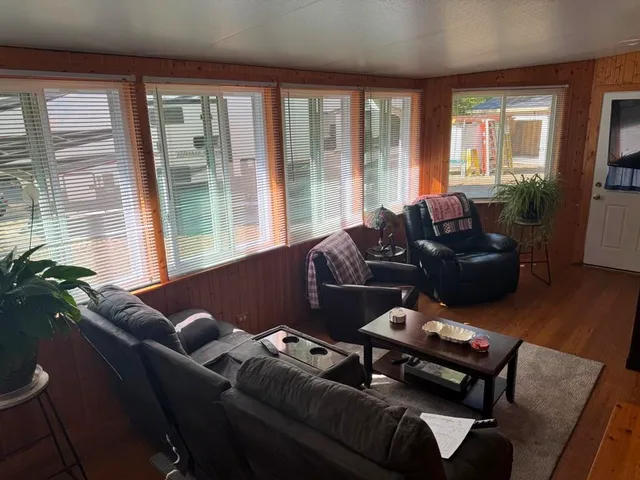 $179,900 | 460 Aspen, Edgerton, WI 53534