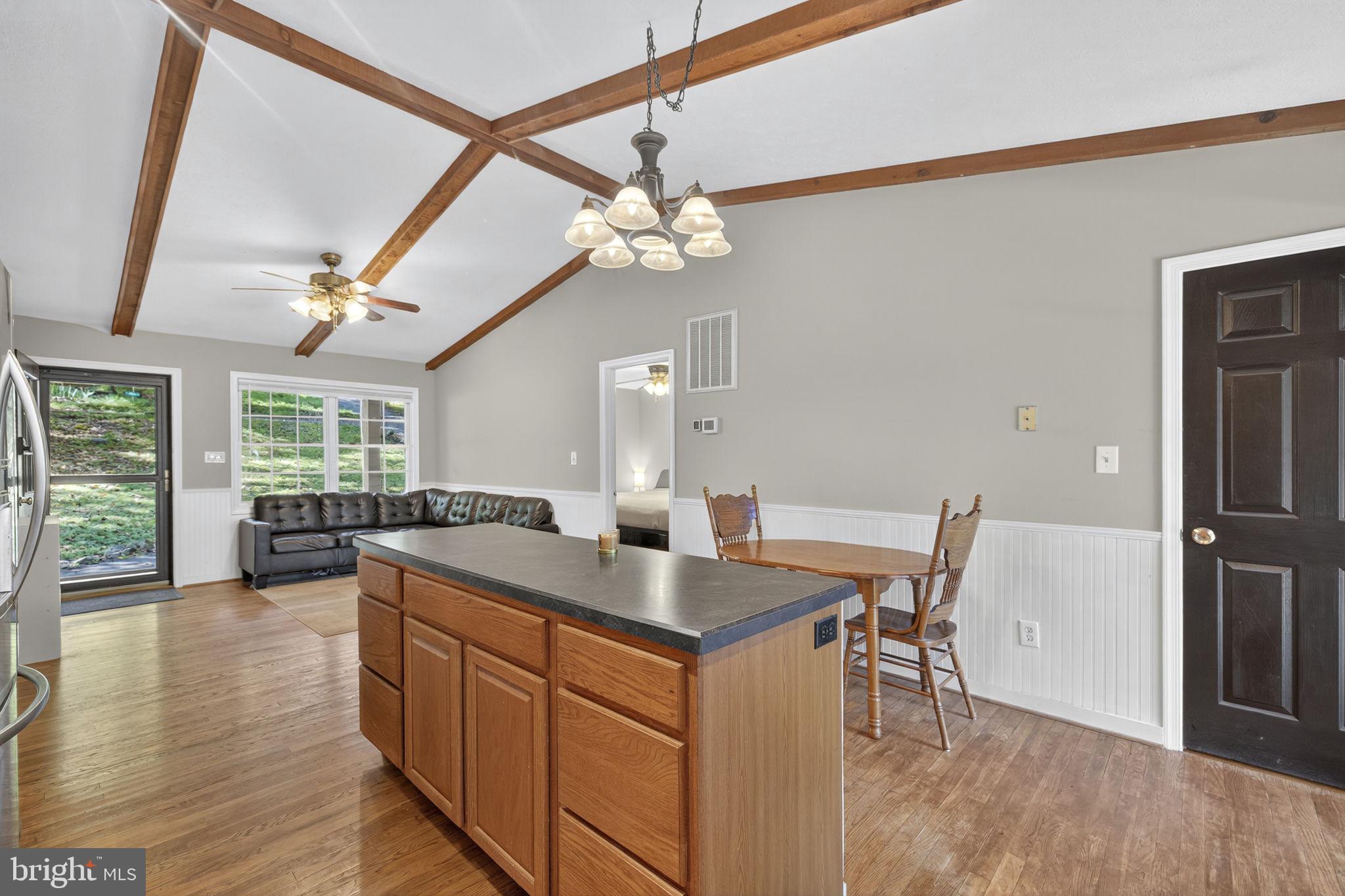141 Pocahontas Road Front Royal, VA 22630 - Photo 11 of 66 Gallery Image 11