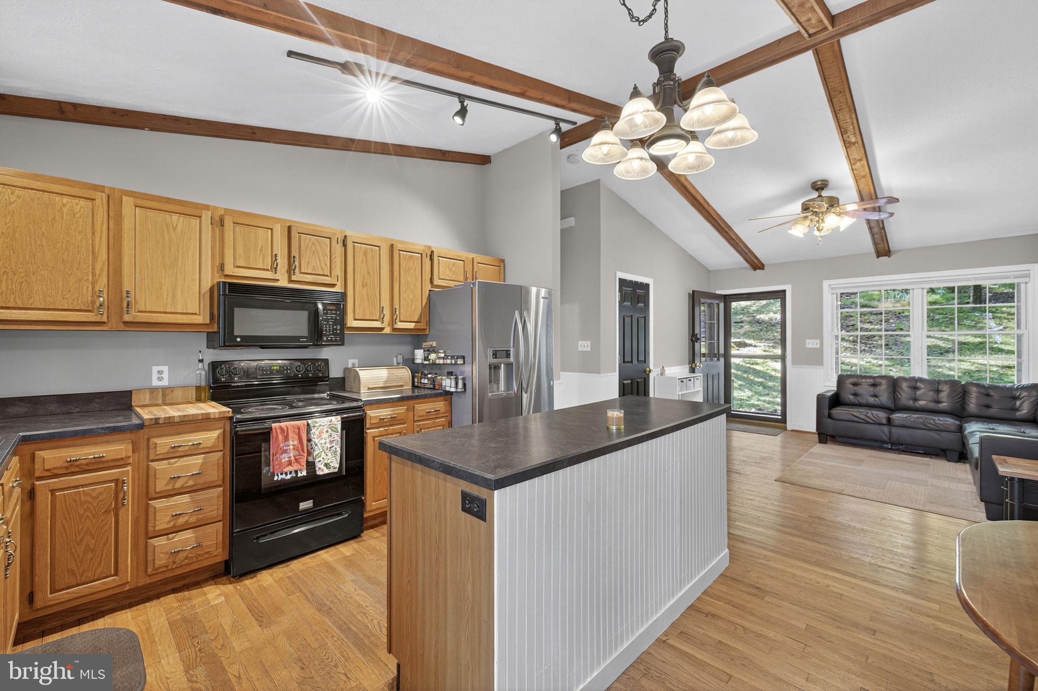 141 Pocahontas Road Front Royal, VA 22630 - Photo 3 of 66 Gallery Image 3