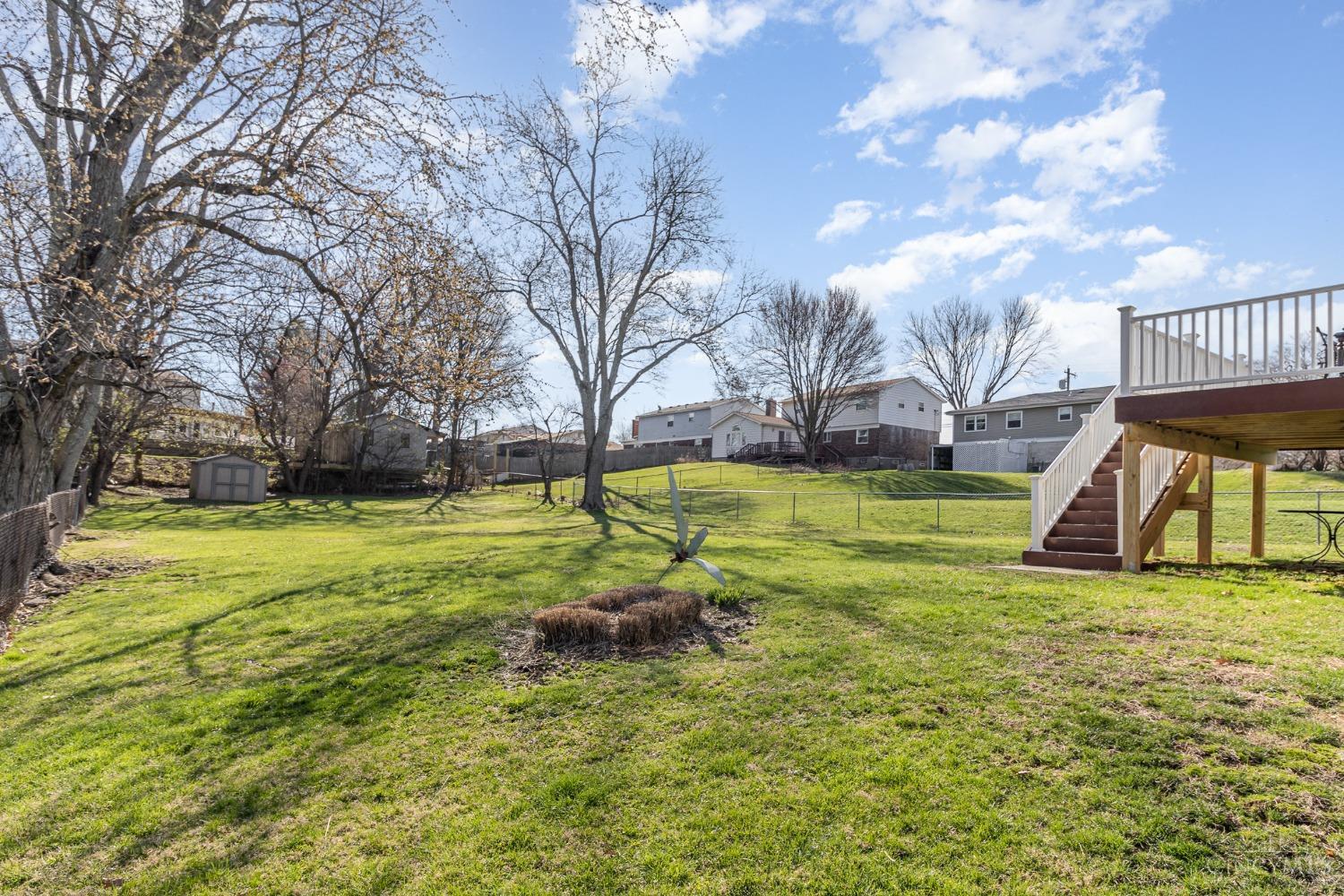 262 Anderson Ferry Road Cincinnati, OH 45238 - Photo 25 of 33